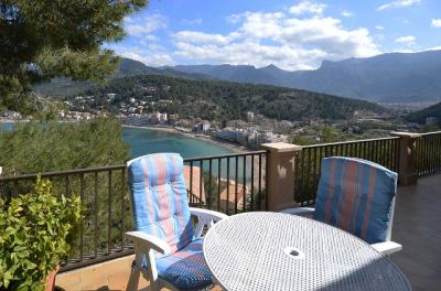 Semi-attached house with terrace overlooking the Repic beach in Port de Sóller for long term rental
