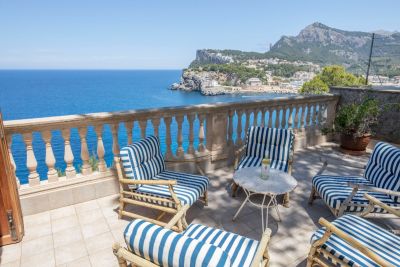 Sea Side apartment with terrace  in Port de Sóller