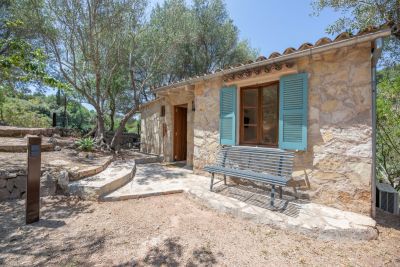Country cottage in very quiet location with community pool in Port de Sóller