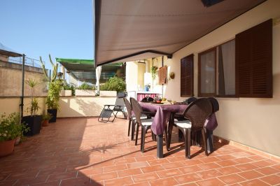 Central apartment with large terrace in Sóller