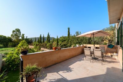 New built house with garden in Sóller
