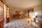 3 bedroom, 1 bathroom apartment and parking for seasonal rental