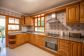 3 bedroom, 1 bathroom apartment and parking for seasonal rental