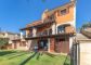 Great villa with pool and garage